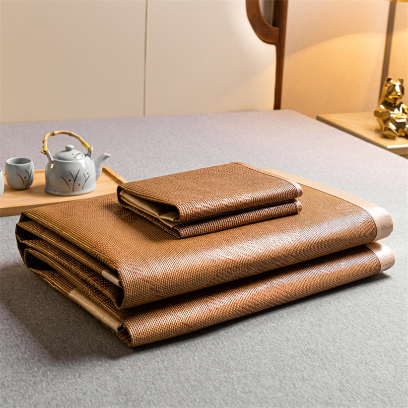 Bamboo Cooling Mat and Pillowc - Silk Sheet Set avis et prix
